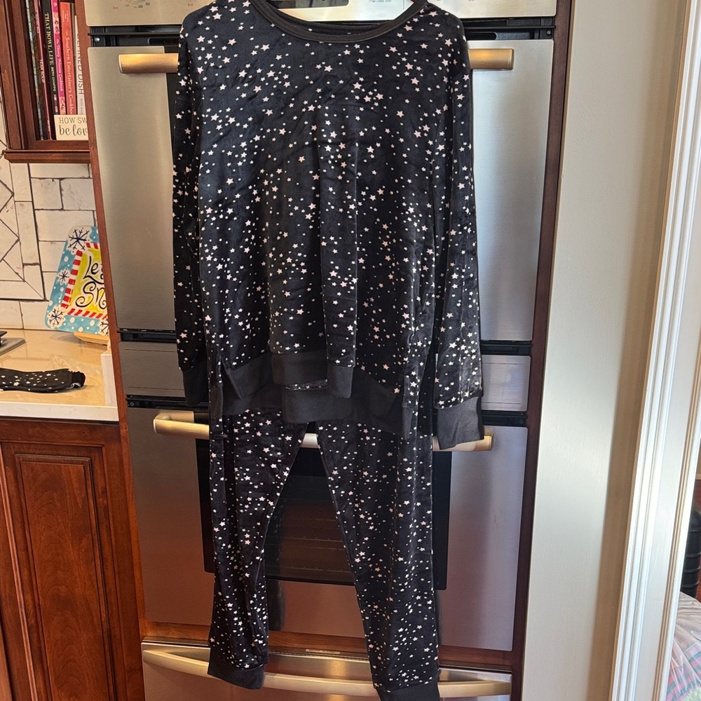 Kate Spade Black Star Print Velour Lounge/ Pajama Set- 3 piece